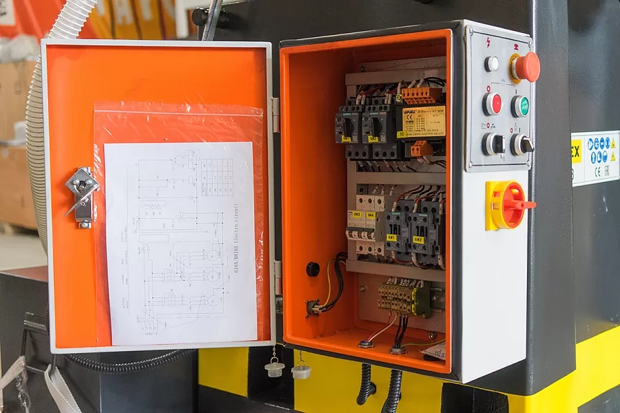 Плоскошлифовальный станок STALEX M818